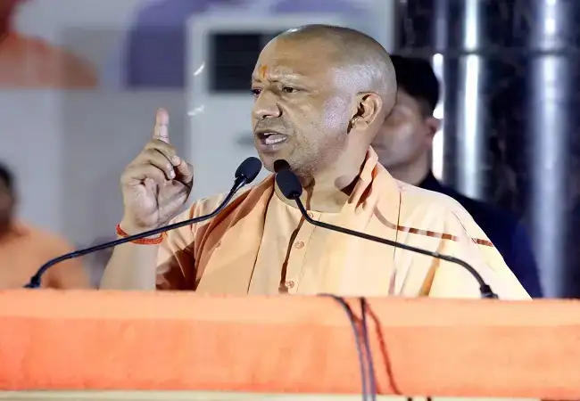 ‘फील्ड में उतरकर जायजा लें अधिकारी’— मुख्यमंत्री ने राहत आयुक्त और प्रमुख सचिव को किया अलर्ट