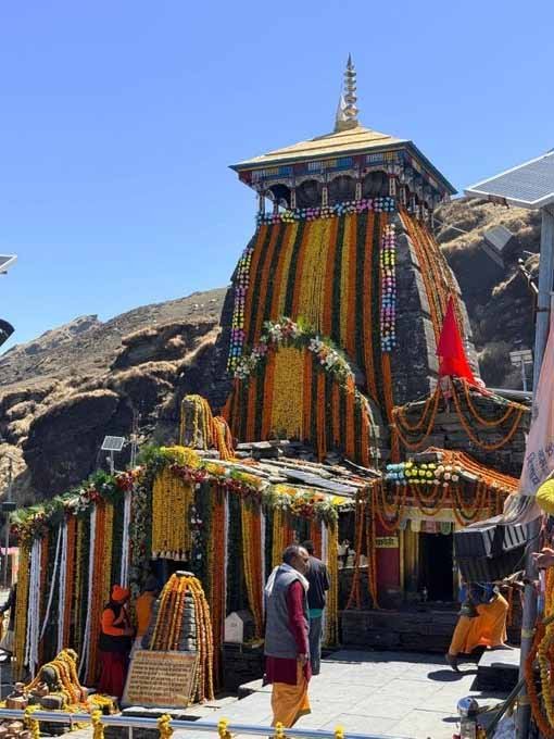 श्रद्धालुओं के लिए खुले तुंगनाथ महादेव मंदिर के कपाट