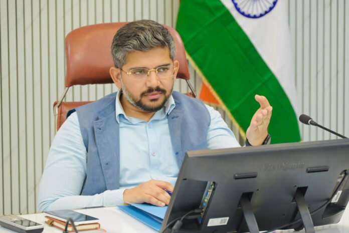सीडीओ ने दिया निर्देश, लंबित पेयजल योजनाएं जल्द पूरी हों, हर घर पहुंचे स्वच्छ जल